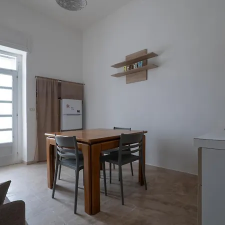 Bilocale Vicino Al Mare - Cod 113 Apartamento *